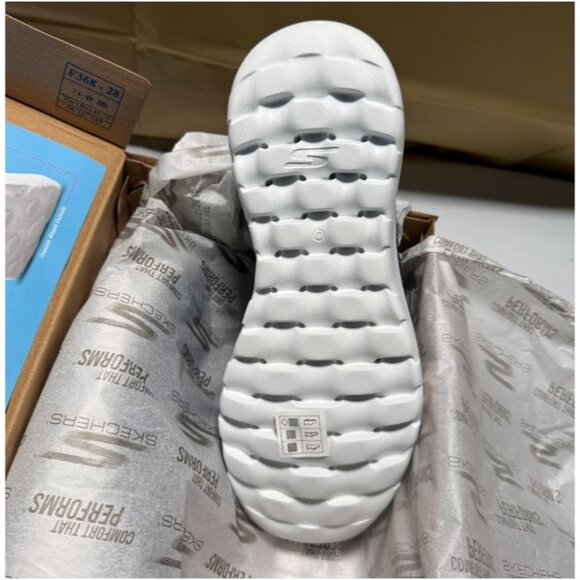 Skechers Women's Go Walk Joy Mesh Slip-on Comfort Shoes Size 7.5 - Picture 2 of 10